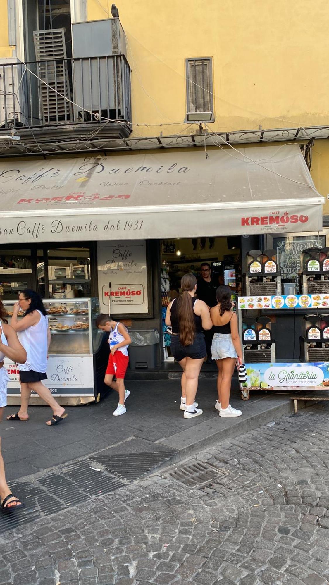 House Quartieri Sasymary Napoli Eksteriør billede